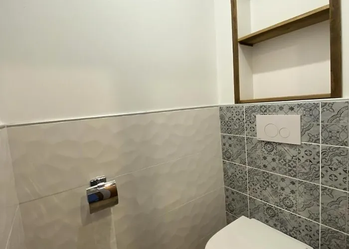 Hauts De Chaviere - Location: Bel De 53 M2 Traversant, Confortable Et Calme De 53 M2, Bien Situ Mae-9037 公寓 瓦托伦斯